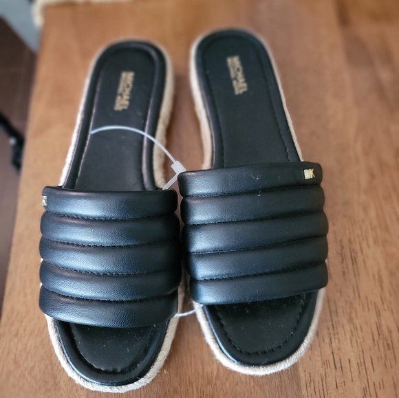 Michael Kors Black Quilted Sandals New - Picture 5 of 8